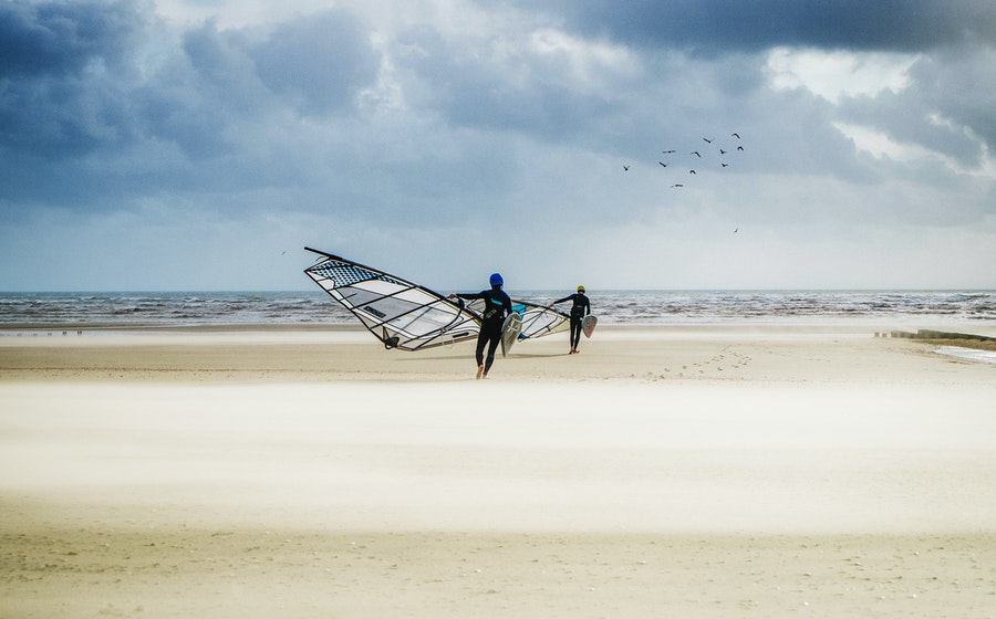 Pratiquer-le-windsurf