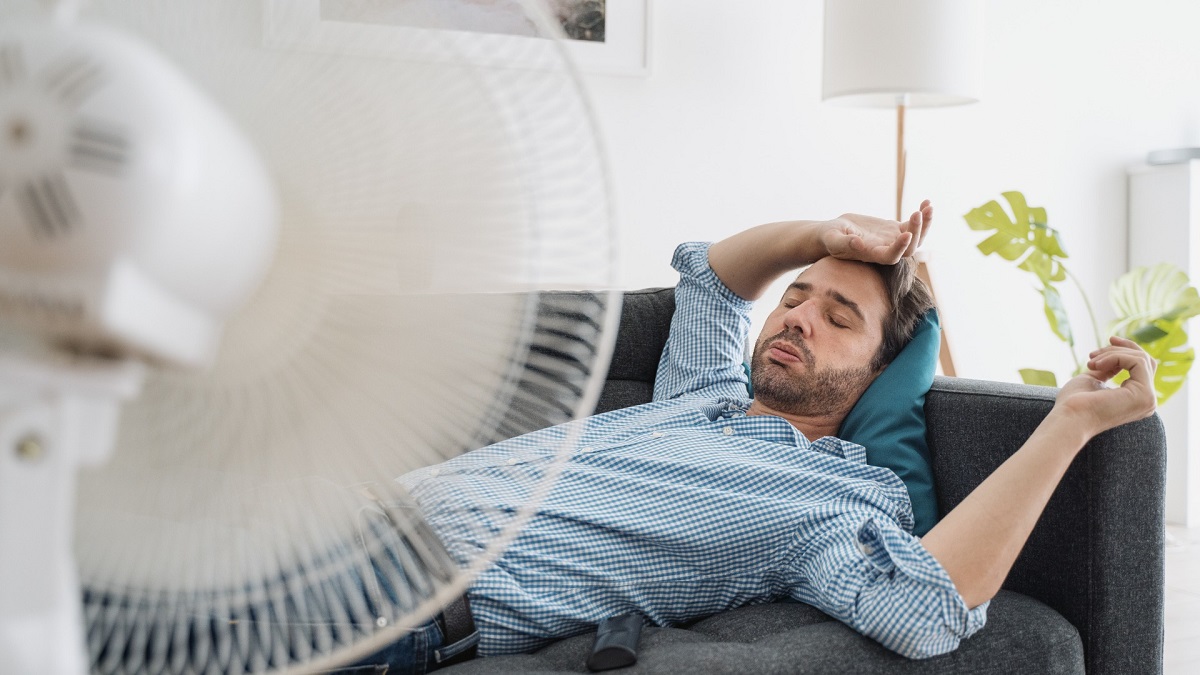 Dormir-avec-ventilateur-allume